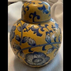 Pretty yellow urn with top